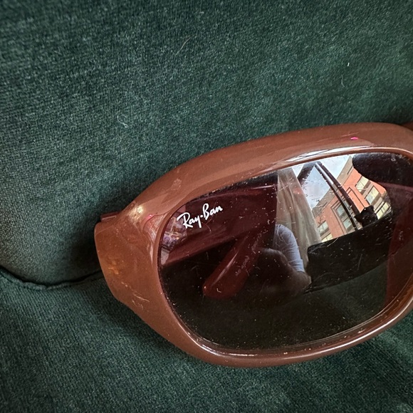 Vintage Y2K Ray Bans - Picture 7 of 7